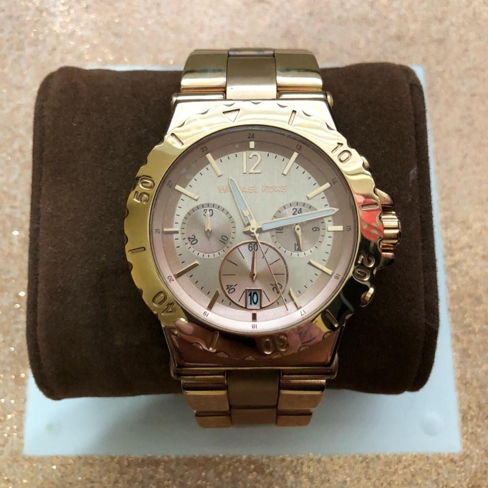 Michael Kors rose gold watch